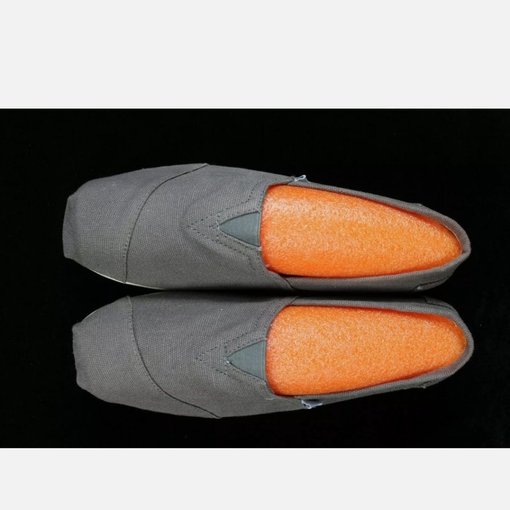 TOMS Men's Classic Canvas Alpargata Slip On Shoes